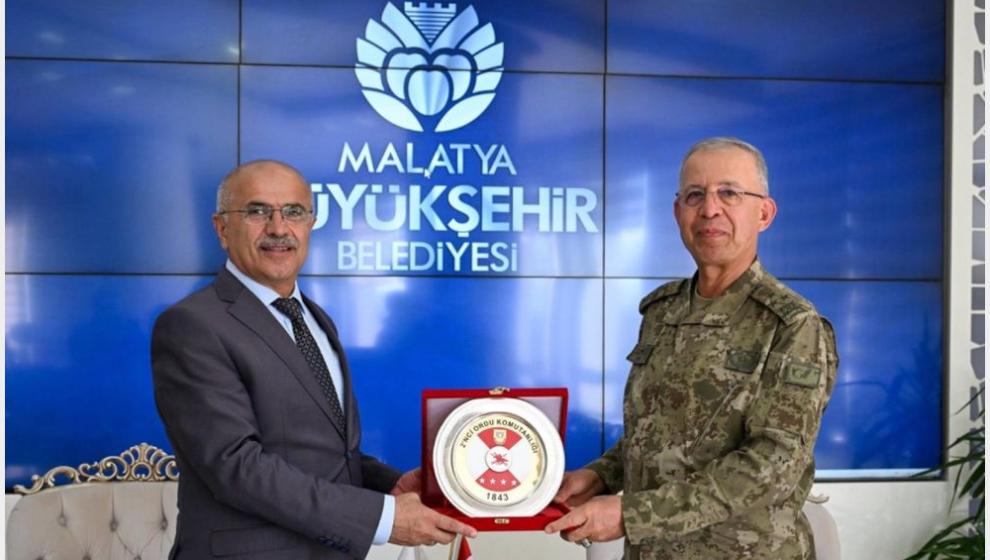 2'nci Ordu Komutanı Korgeneral Zorlu'dan Başkan Er'e Ziyaret