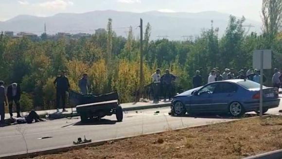 1 Patpat, 2 Otomobil Çarpıştı; 3 Yaralı..