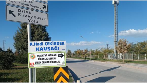 Büyükşehir Başkanı Er, Levhayı Astırdı, Vefasızlığa Son Verdi