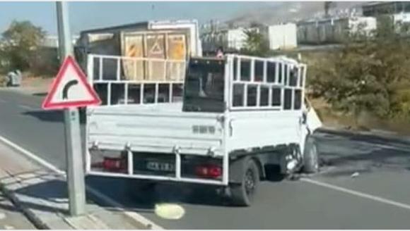 Hafriyat Kamyonu İle Kamyonet Çarpıştı, 1 Ölü..
