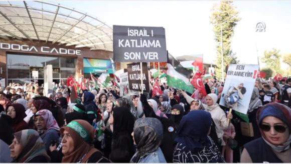 Malatya'da İsrail'in Saldırılarını Protesto İçin Yürüyüş Yapıldı