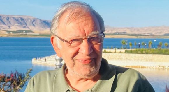 Malatyalı Gazeteci Orhan Apaydın'a, Burhan Felek Basın Hizmet Ödülü..