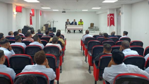 Okul Servis Sürücülerine Bilgilendirme Toplantısı Yapıldı