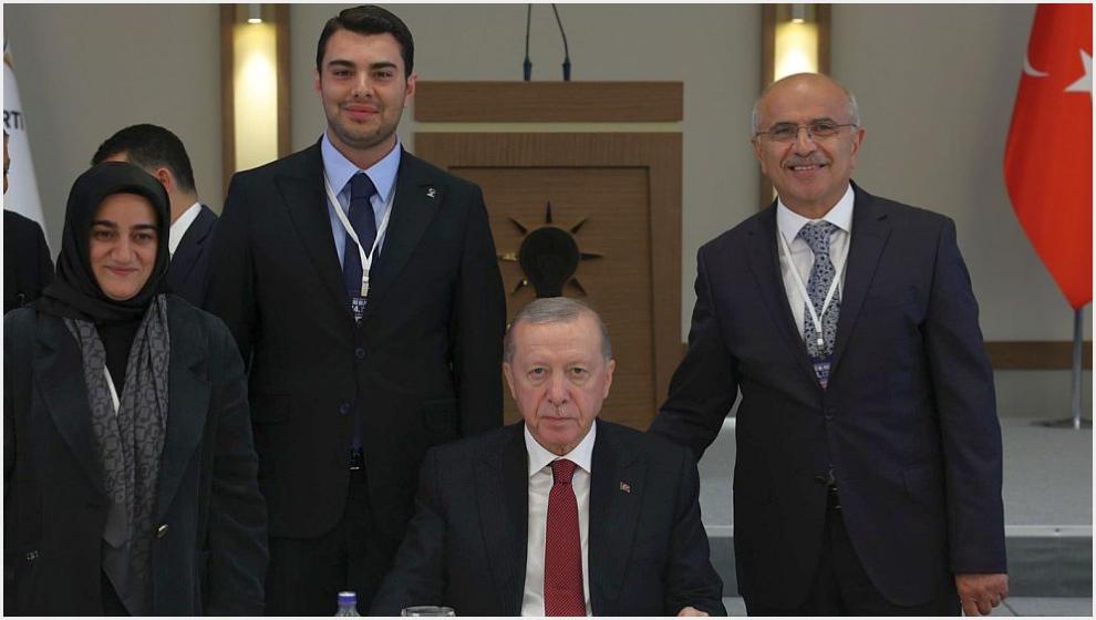 Cumhurbaşkanı Başkanlığındaki Toplantıya Katıldılar..