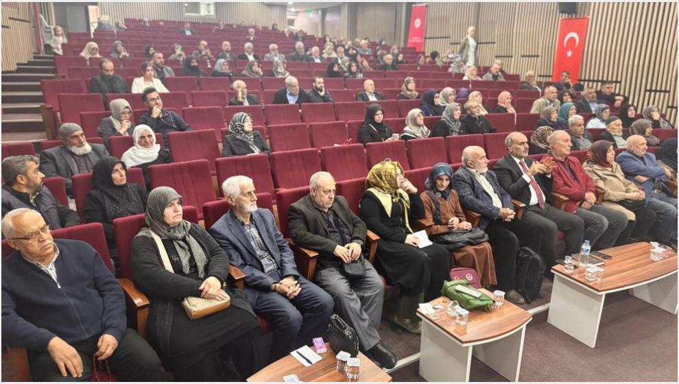 Müftülükten İlk Özel Umre Kafilesine Eğitim Semineri