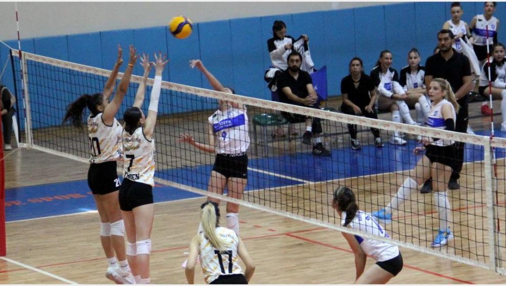 Kadınlar Voleybol 2. Liginde İki Malatya Ekibi Karşı Karşıya Geldi