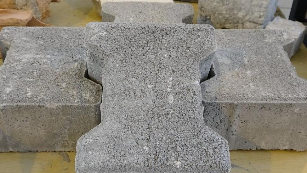 Molozlardan Beton Yol Ürettiler