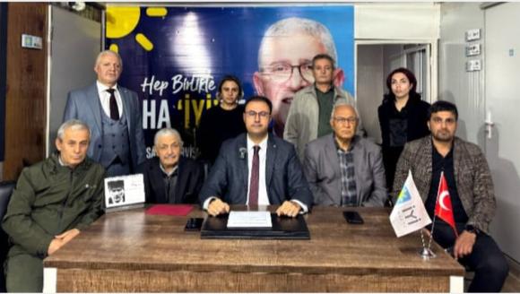 'Atatürk İçin' Düzenlenen Mevlit 'Atatürk'süz' Olunca Kriz Çıktı