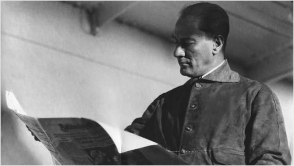 Büyük Atatürk'ü Ölümünün 87'nci Yıldönümünde Özlem ve Saygıyla Anıyoruz