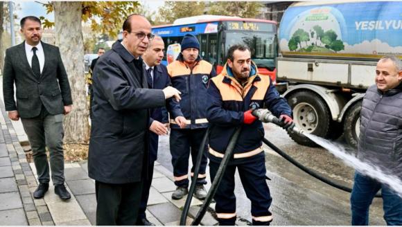 "Ekiplerimiz Sahada Özveriyle Çalışmalarını Sürdürüyor"