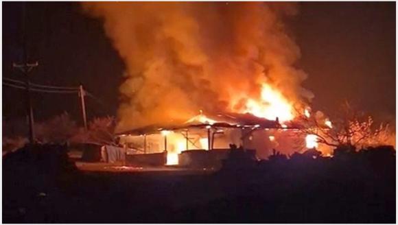 Evlerindeki Yangına Giderken Kaza Geçirdiler