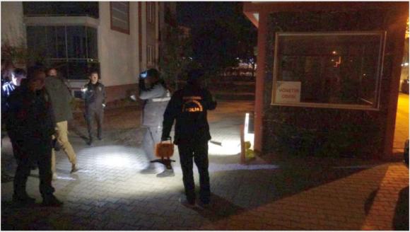 Hırsızlık Şüphelileri İşçiyi Silahla Yaraladı