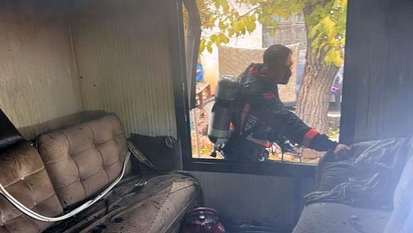 Konteynerde Çıkan Yangın Maddi Hasara Yol Açtı