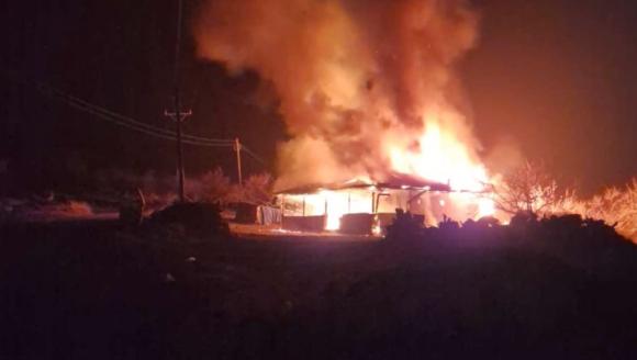 Kurşunlu'daki Yangında Bir Ev Tamamen Yandı