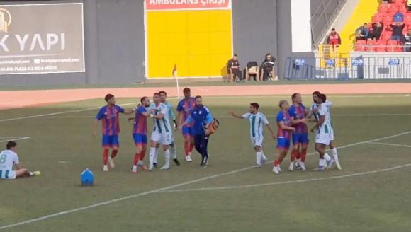 Malatya Yeşilyurt SK, Niğde Deplasmanında Farklı Galip Geldi: 1-4