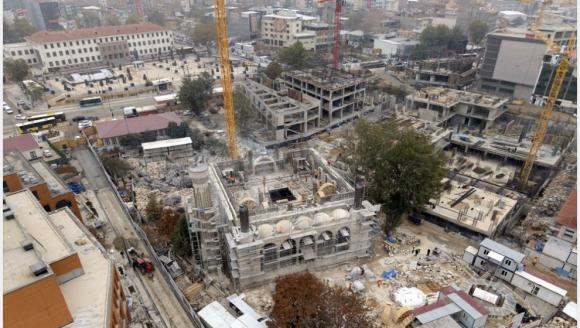 Yeni Cami, 268 Kazık Üzerine Betonarme Olarak İnşa Ediliyor