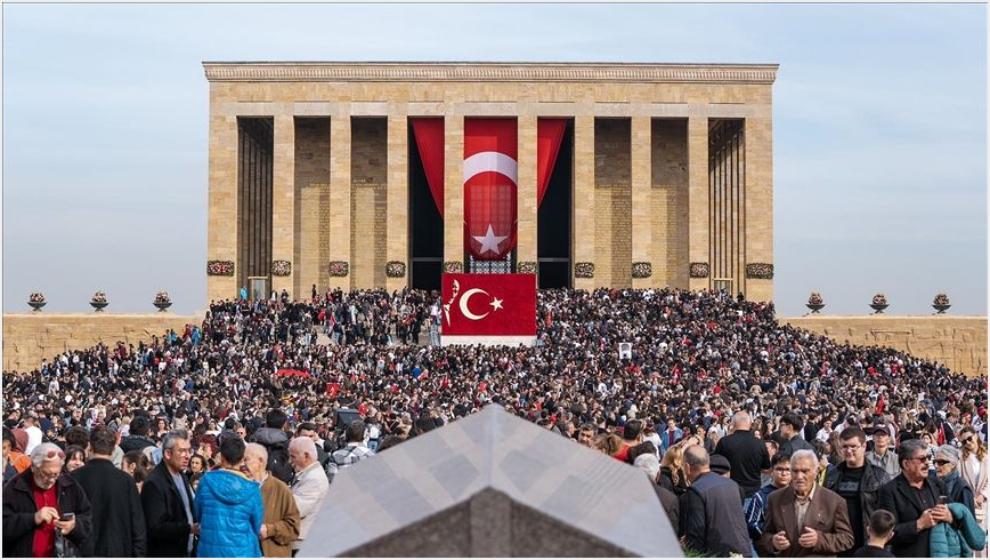 Ata'ya 10 Kasım Günü 1,2 Milyon Ziyaretçi