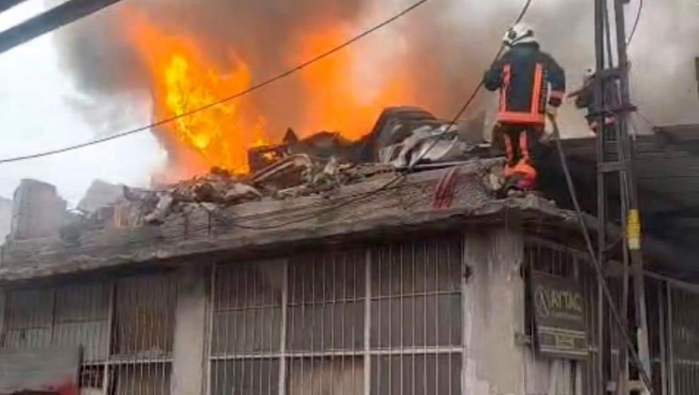 Kaporta Atölyesindeki Yangın Korkulu Anlar Yaşattı