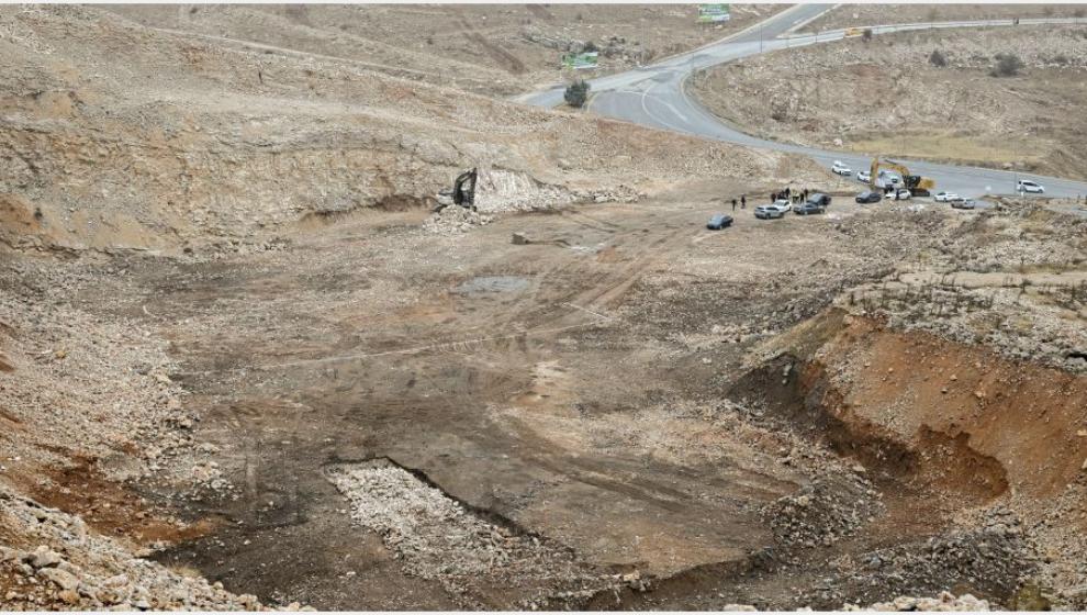 Karagöz TOKİ'de Yaptırılacak Spor Kompleksi İçin Çalışmalara Başlandı