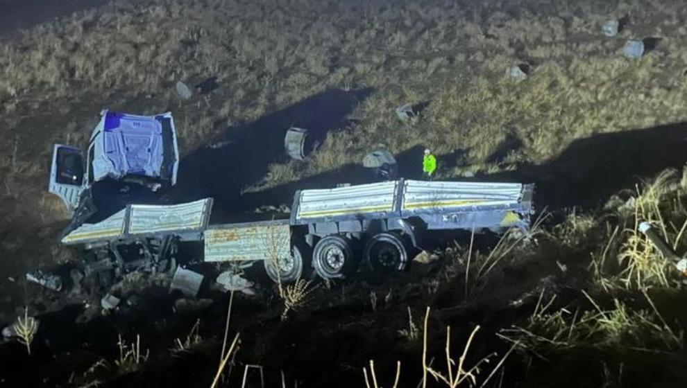 Şarampole Yuvarlanan TIR'ın Sürücüsü Öldü