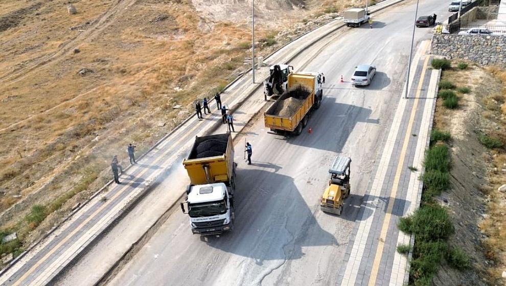 Venk Tepesi Yolunda Asfalt Çalışması Yapıldı