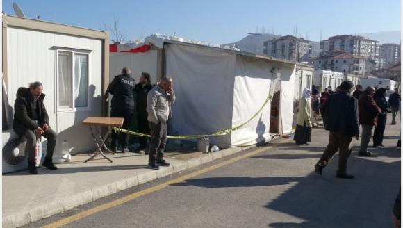 3 Çocuk Annesi Konteynerinde İple Asılı Halde Ölü Bulundu