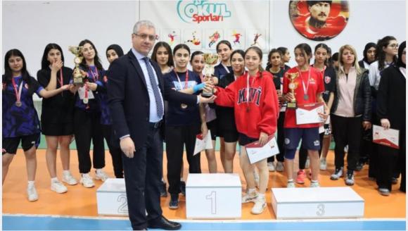 Badminton ve Futsal İl Birincilikleri Sona Erdi