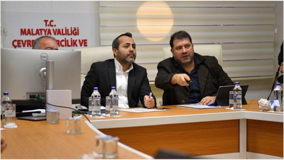 'Çarşı Merkezinde Kaba İnşaatlar Ocak Ayında Bitiyor"