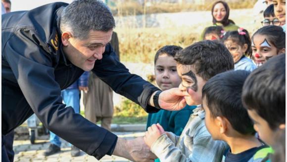 Emniyet Müdürü Ay'dan Kırsal Mahalle İlkokuluna Ziyaret