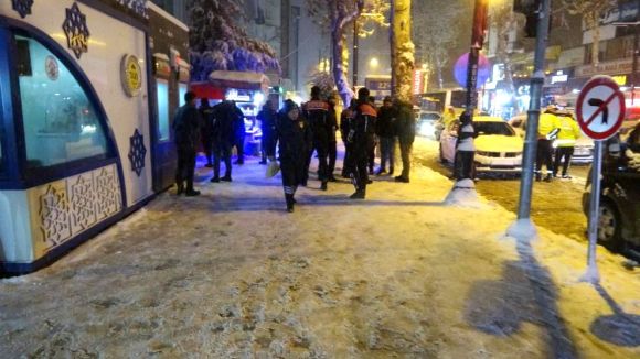 Kadınların Kavgasında 19 Yaşındaki Kadın Öldürüldü