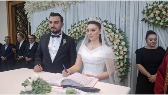 Kahtalı ve Ergün Ailelerinin Çocuklarının Nikah Törenine Kalabalık Katılım