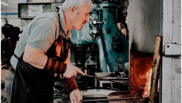 Malatyalı Demir Ustası 'Devlet Sanatçısı' Bayyiğit'e 'Dünya Ahisi' Ödülü