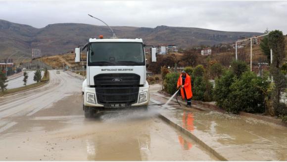 Orduzu Pınarbaşı Göleti Çevresinde Temizlik Yapıldı
