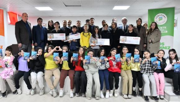 'Savaş Çocuklarına Mektup Yarışması'nın Ödül Töreni Yapıldı