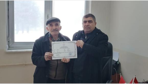 82 Yaşında Okuma- Yazma Öğrendi