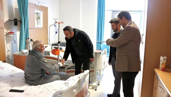 Belediye Başkanından Hastane Ziyareti