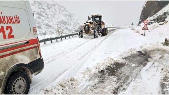 Büyükşehir Belediyesi Kar Mücadelesini Sürdürüyor