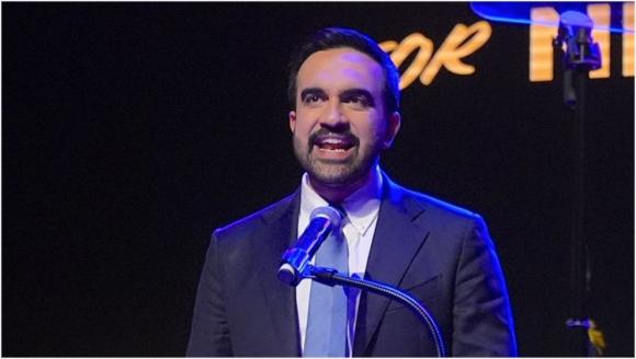 New York'un Müslüman Belediye Başkanı Kur'an-ı Kerim Üzerine Yemin Etti