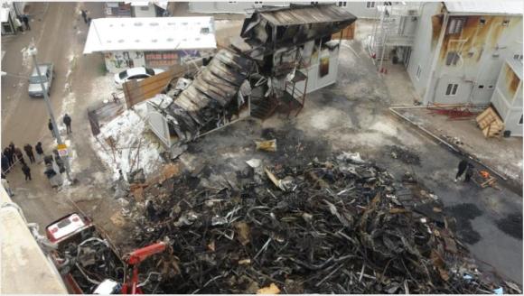 Şantiyedeki Büyük Yangınla İlgili Soruşturma Sürüyor