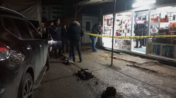 Silahlı Saldırıda 7 Kişi Yaralandı