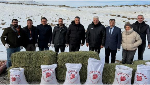 Yaban Hayvanları İçin Porga Arazisine Yem Bırakıldı