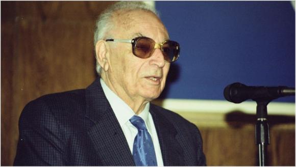 Edebiyatımızda Anadolu'nun Güçlü Sesi ve Kalemi: Yaşar Kemal