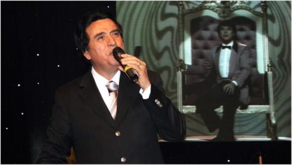 Türk Pop Müziğinde Farklı Tarz ve Müzik: Erol Büyükburç