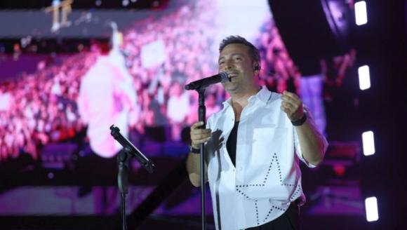 Kültür Yolu Festivali Konserinde Oğuzhan Koç Rüzgarı