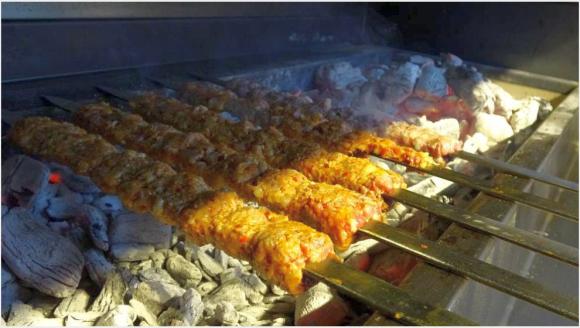 Yeni Çarşıda İlk Kebap Ocağı Yandı