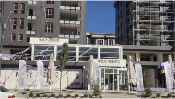 Müdürün Ailesinin Açtığı Kafenin Ruhsatı Var mı?!