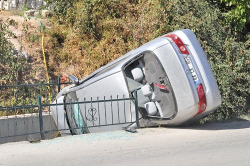 Kanala Düştü..