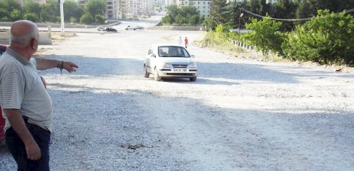 Tecde'nin Yolları Taştan!..