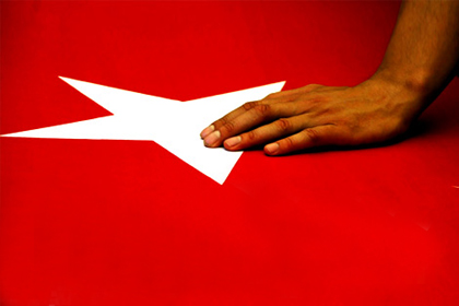 Her Tabuta Türk Bayrağı Yok