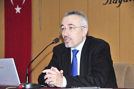 Prof.Dr. Bozkurt'un Konferansı